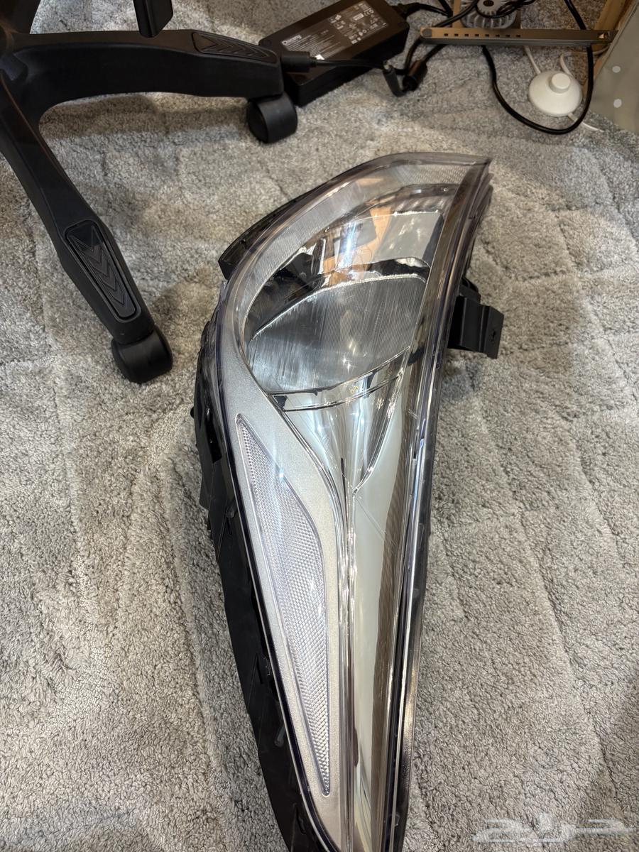 Front Left Headlight Accent 2018-202064535582573058114