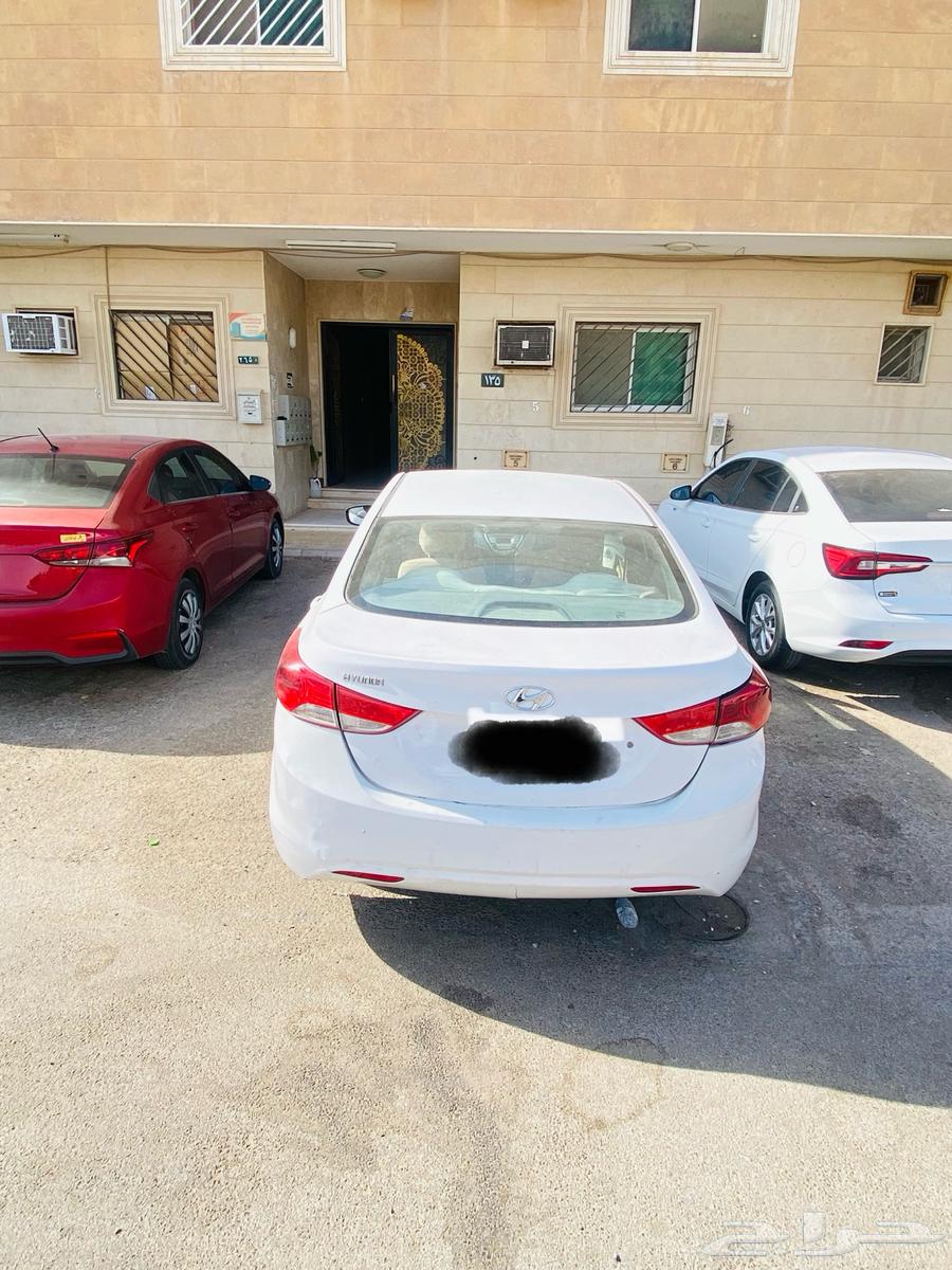 2013 Elantra with large 2000 CC engine64529320463105113