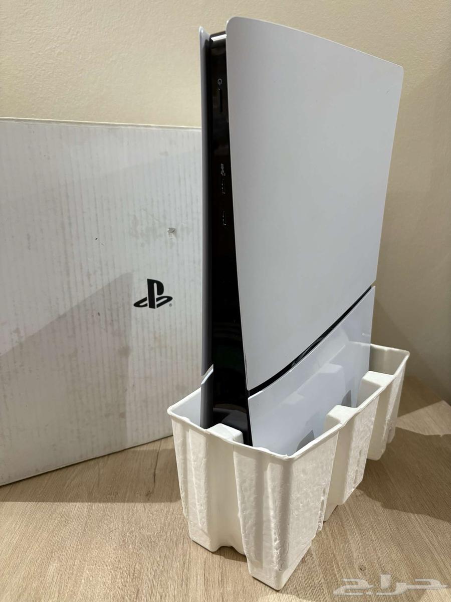 سوني 5 جديد. بكرتونه. يوجود. جميع الملحقات. بدون اليد جديد64385983903617111