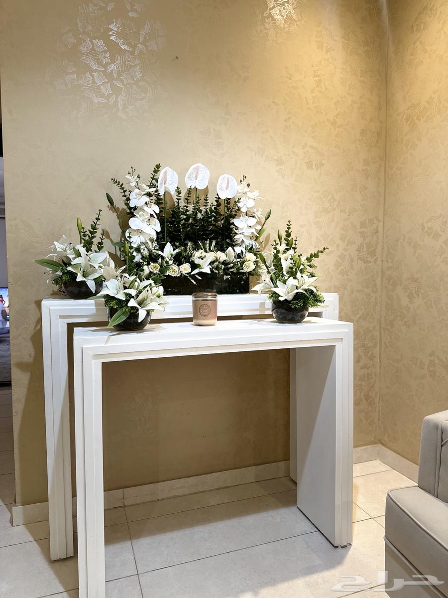 كنب وطاولة ضيافة64383746644227111