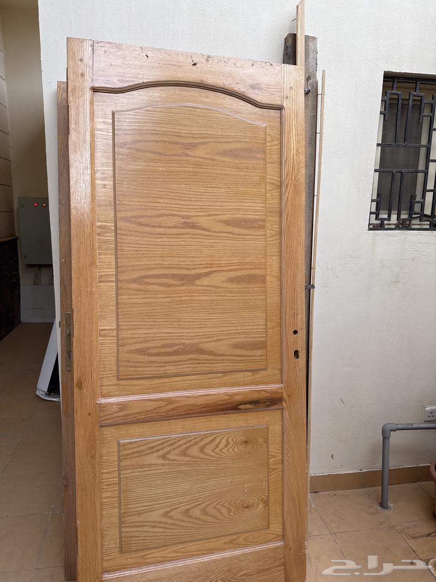 ابواب خشب تركي مستعمل للبيع مع الحلوق عدد 364380259802625110