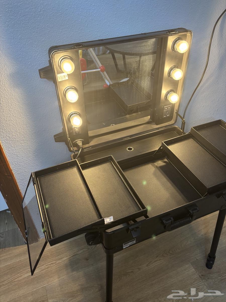 حقيبة مكياج64381425103617114