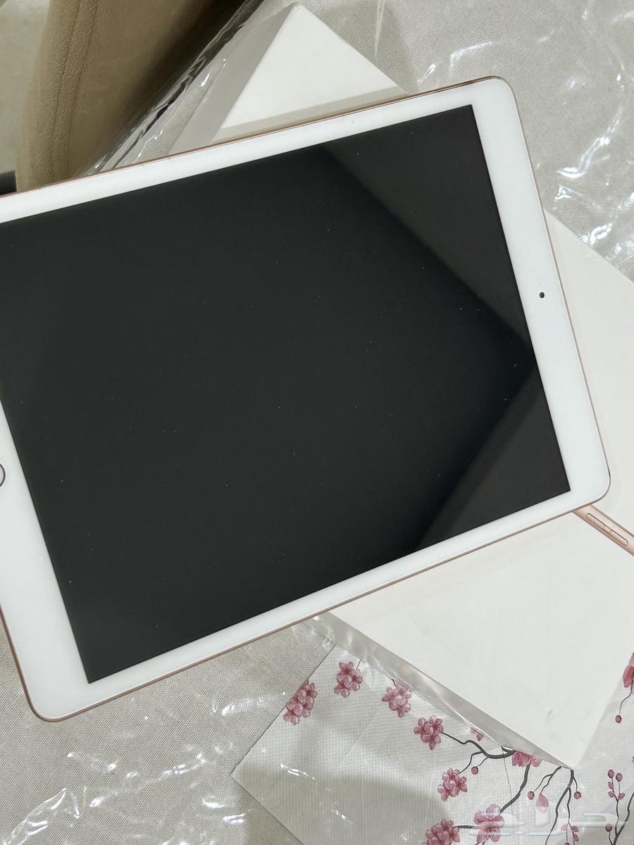 ايباد ابل64382734616834112