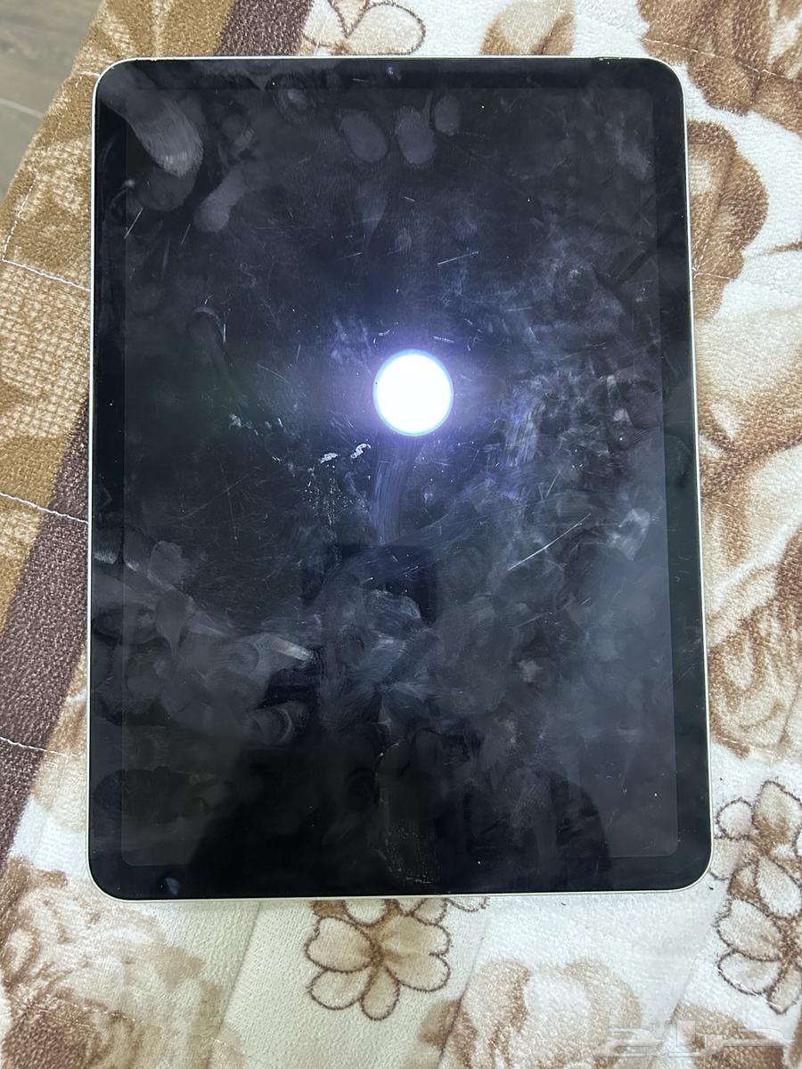 ايباد اير64391373415810111