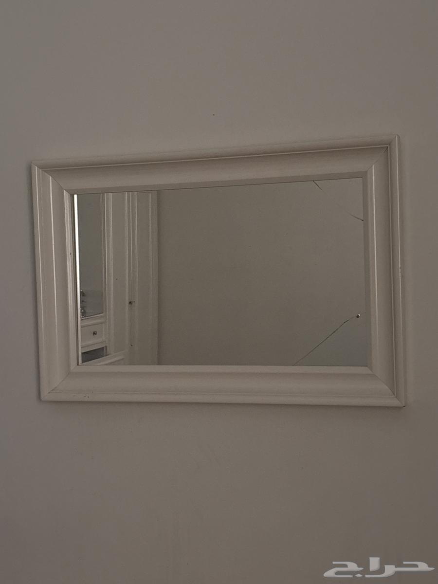 Complete room with dressing table, wardrobe, two beds, and mirror64382279155970113