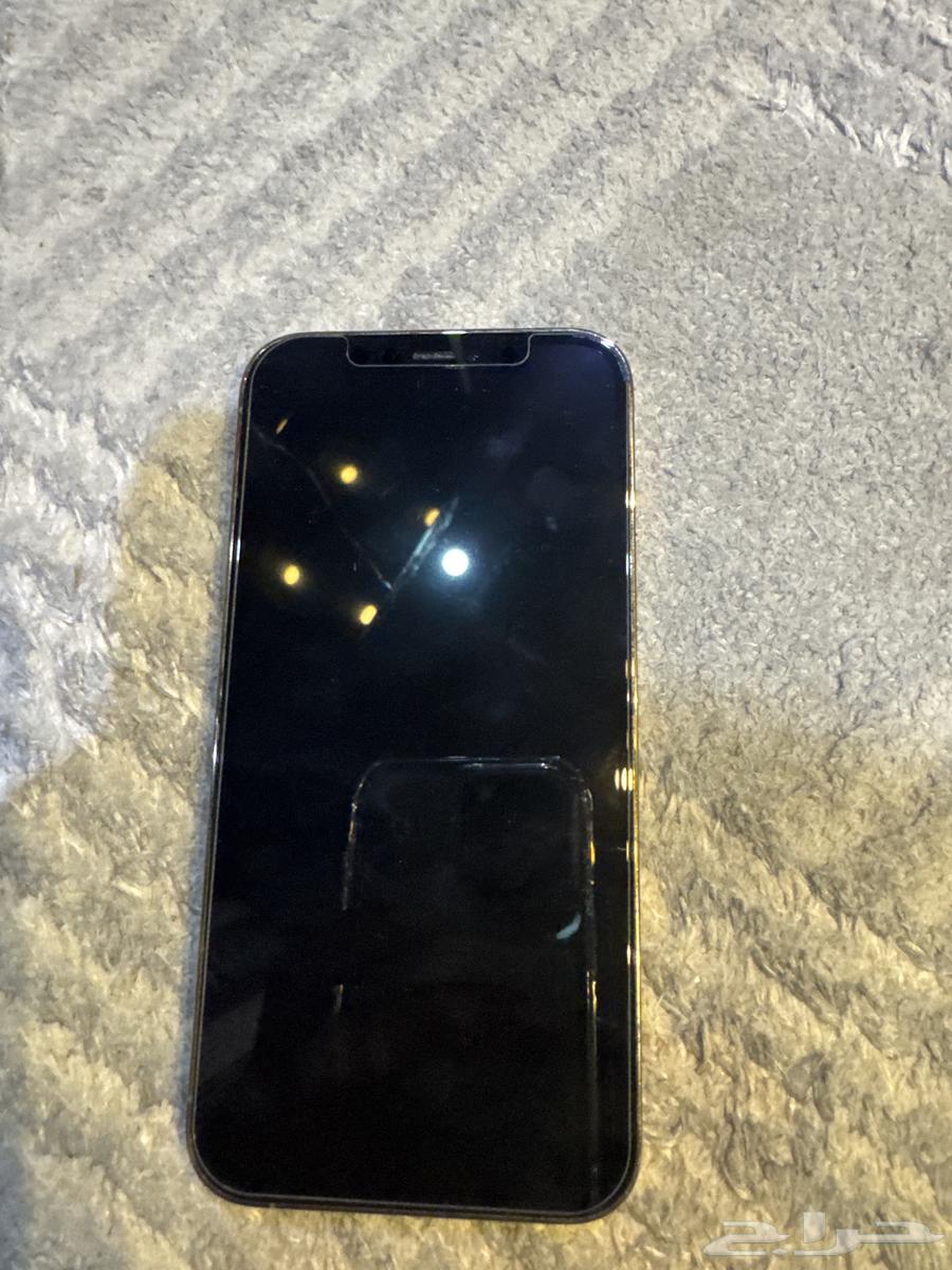 ايفون 12 برو 256 ذهبي نضيف ما فك64387967823363111