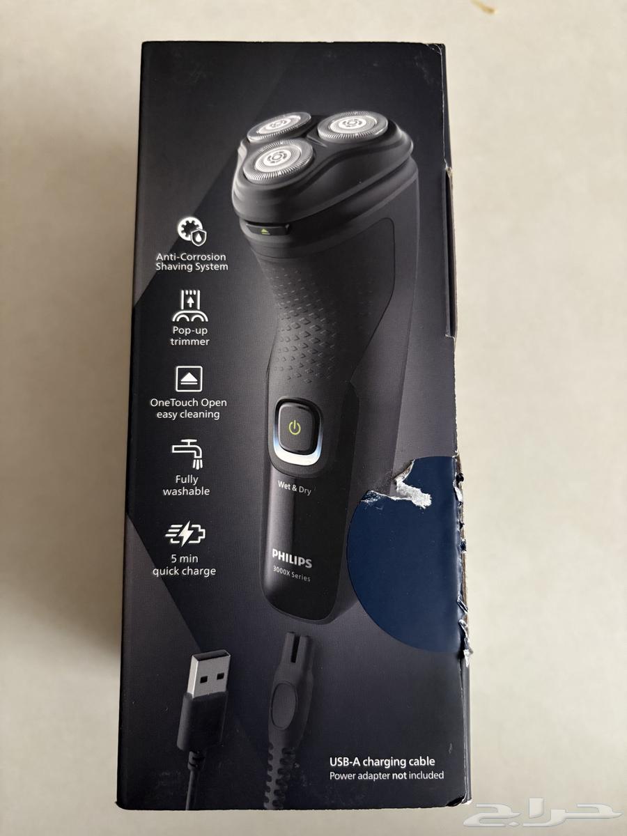 فيليبس مكينة حلاقة ذقن شبه جديدة64386515284098111