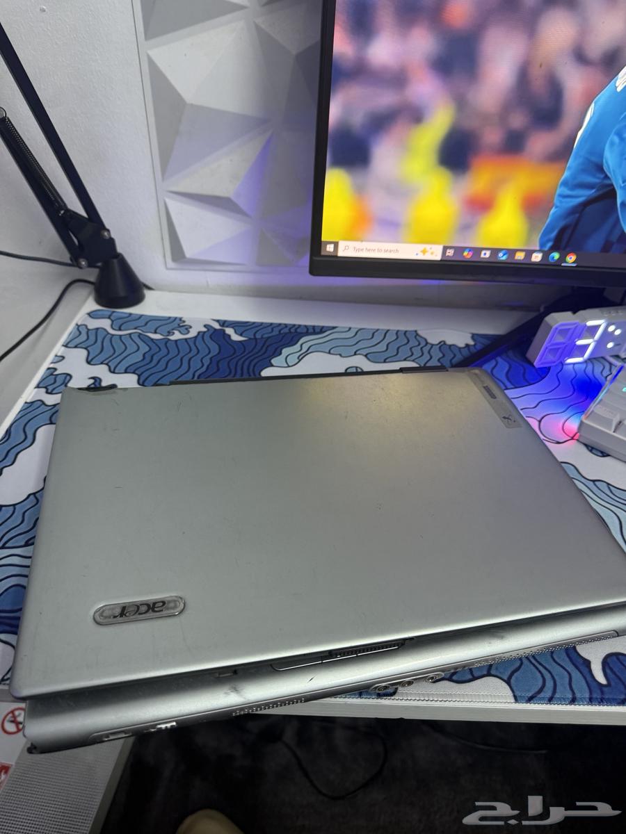 لابتوب على الشرط64383677418627110