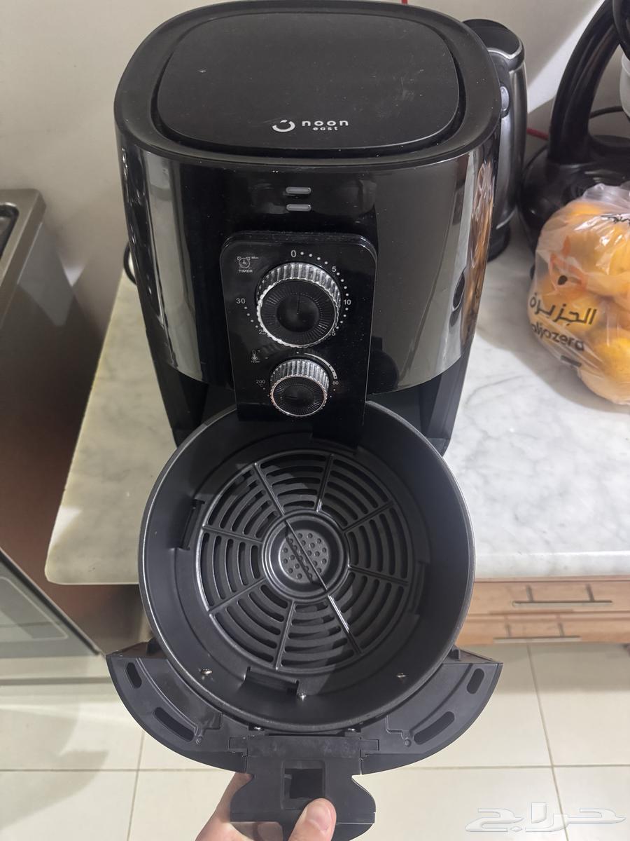 Air fryer used for only two years, excellent condition64384897157122110