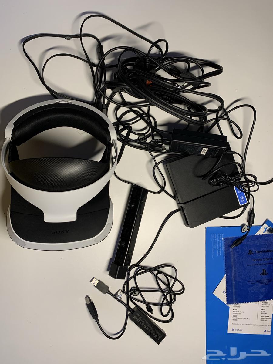 نظارة بلايستيشن VR نظيفة جدا  مع قطعة بلايستيشن 564388245567490114