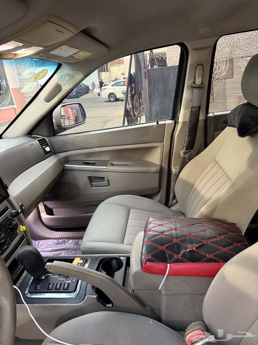 جيب قراند شروكي لاريدو64274357511299112