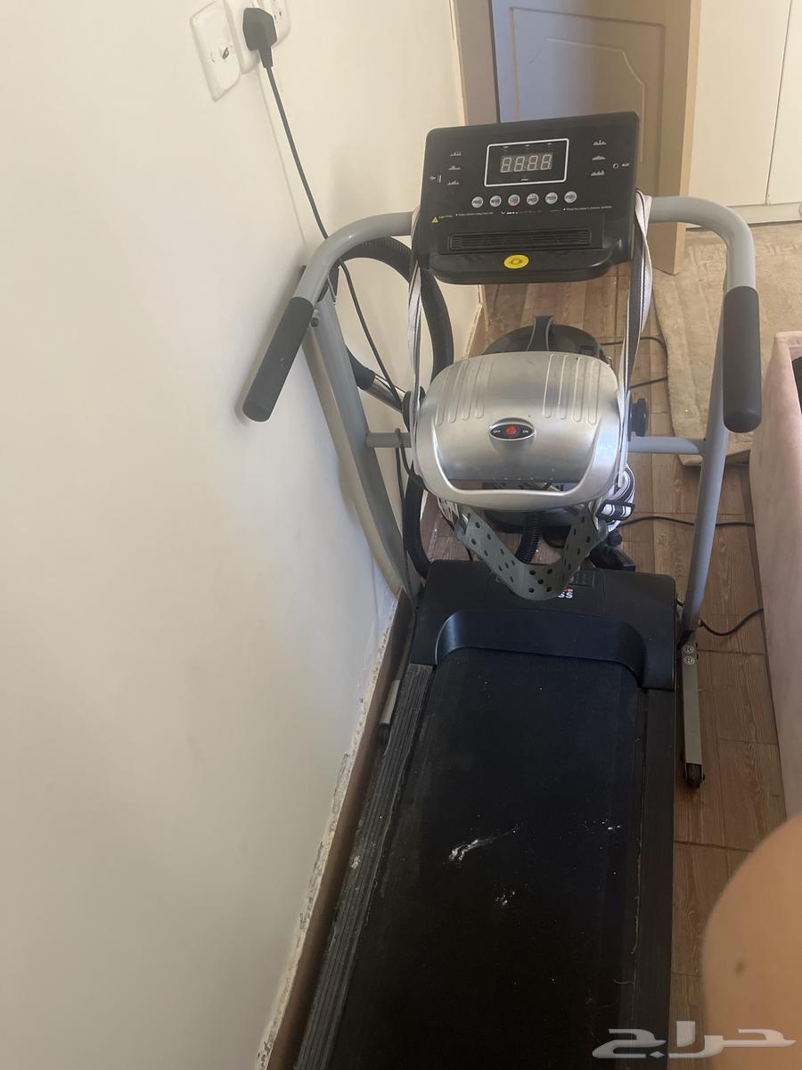 Conveyor belt machine64384217636739110