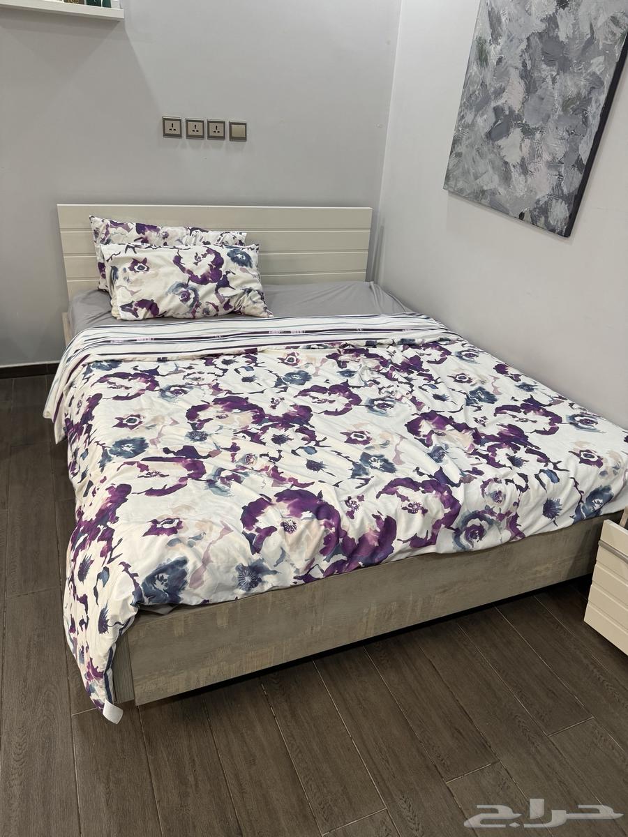 سرير كمودينة مرتبة غرفة نوم64384479076610111