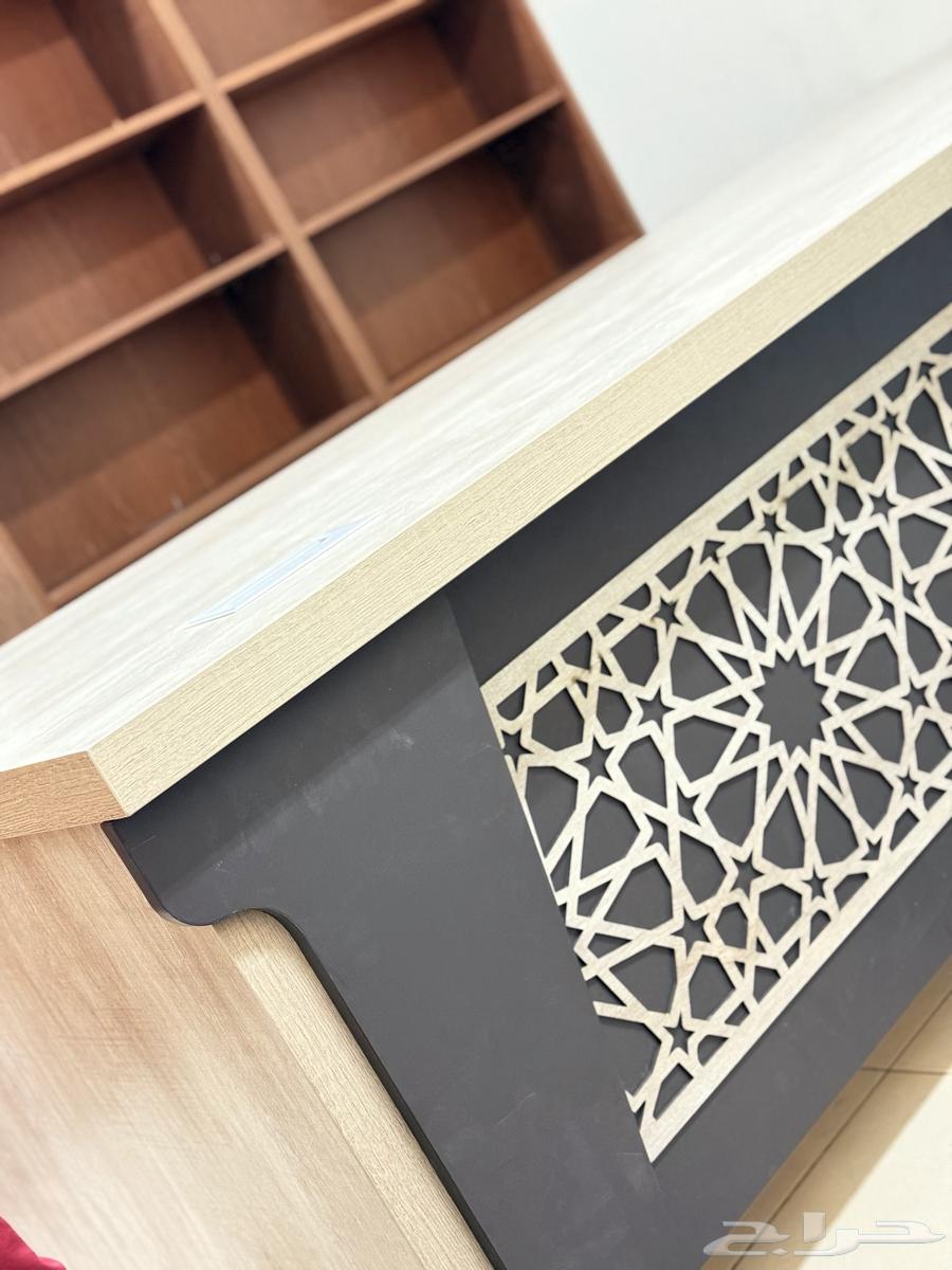 طاولة مكتب حديث لم يستعمل64387634704386111