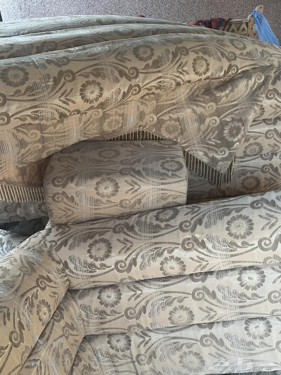 كنب للبيع شبه حديد64387438995202110