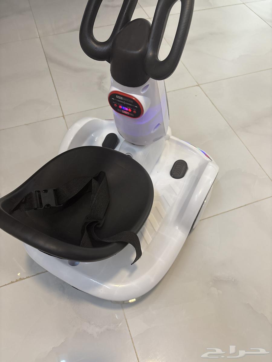 سيارة اطفال تعمل على شحن كهرباي للبيع64385817496451112