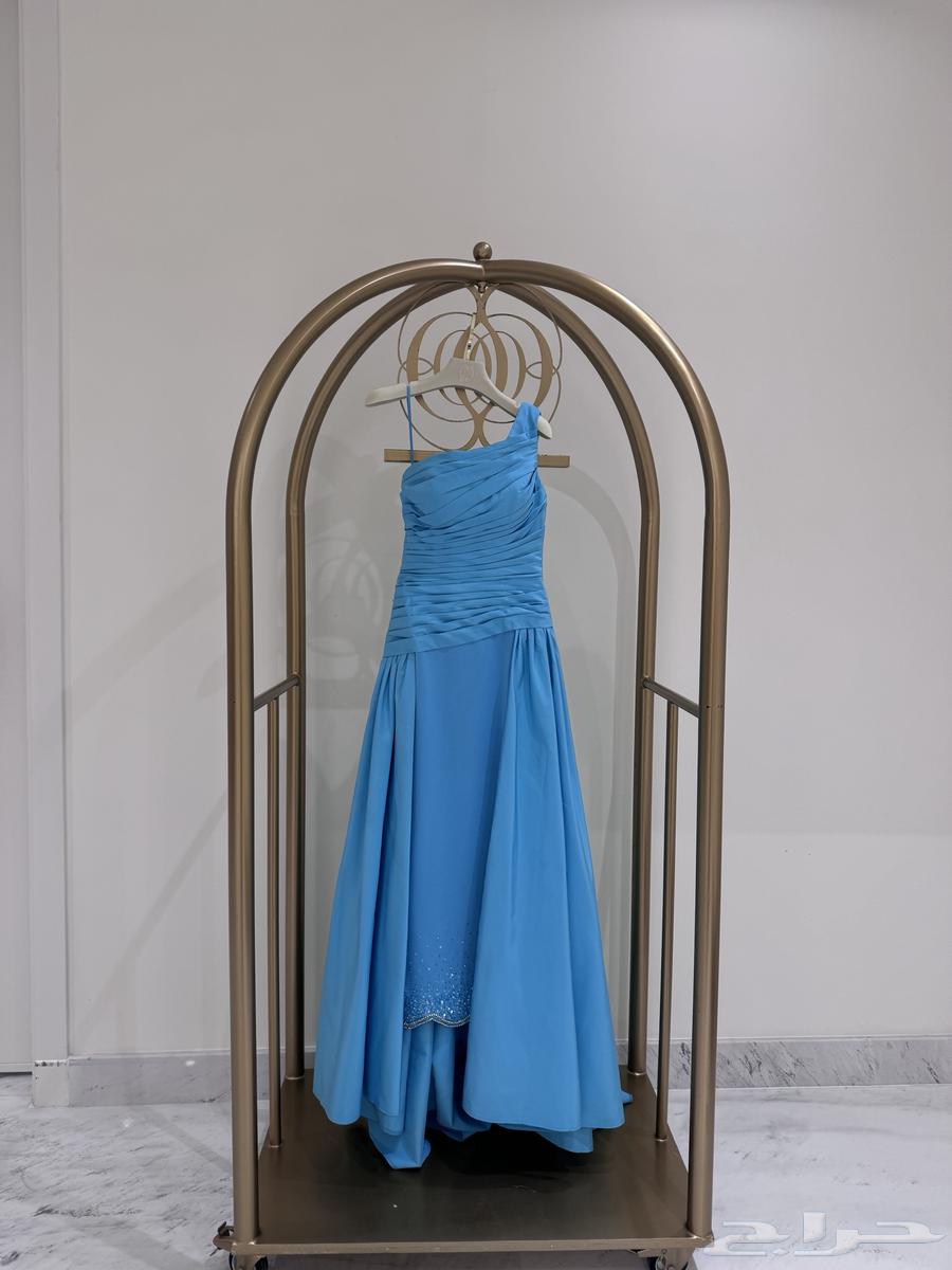 فستان من بوتيك المصممه وعد العقيلي64385244182146111