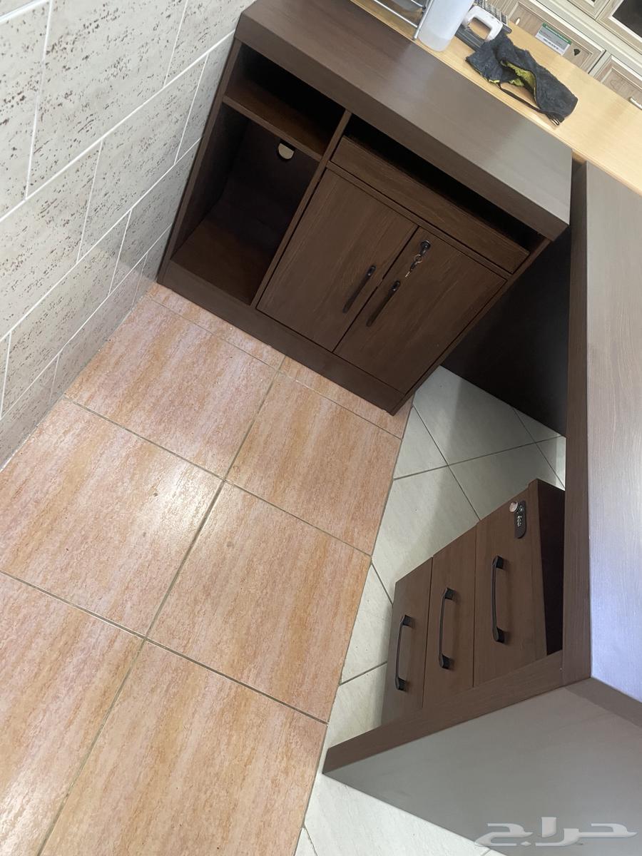 Luxurious office table for offices, secretariat, stores, companies, with delivery and installation64392086902018111