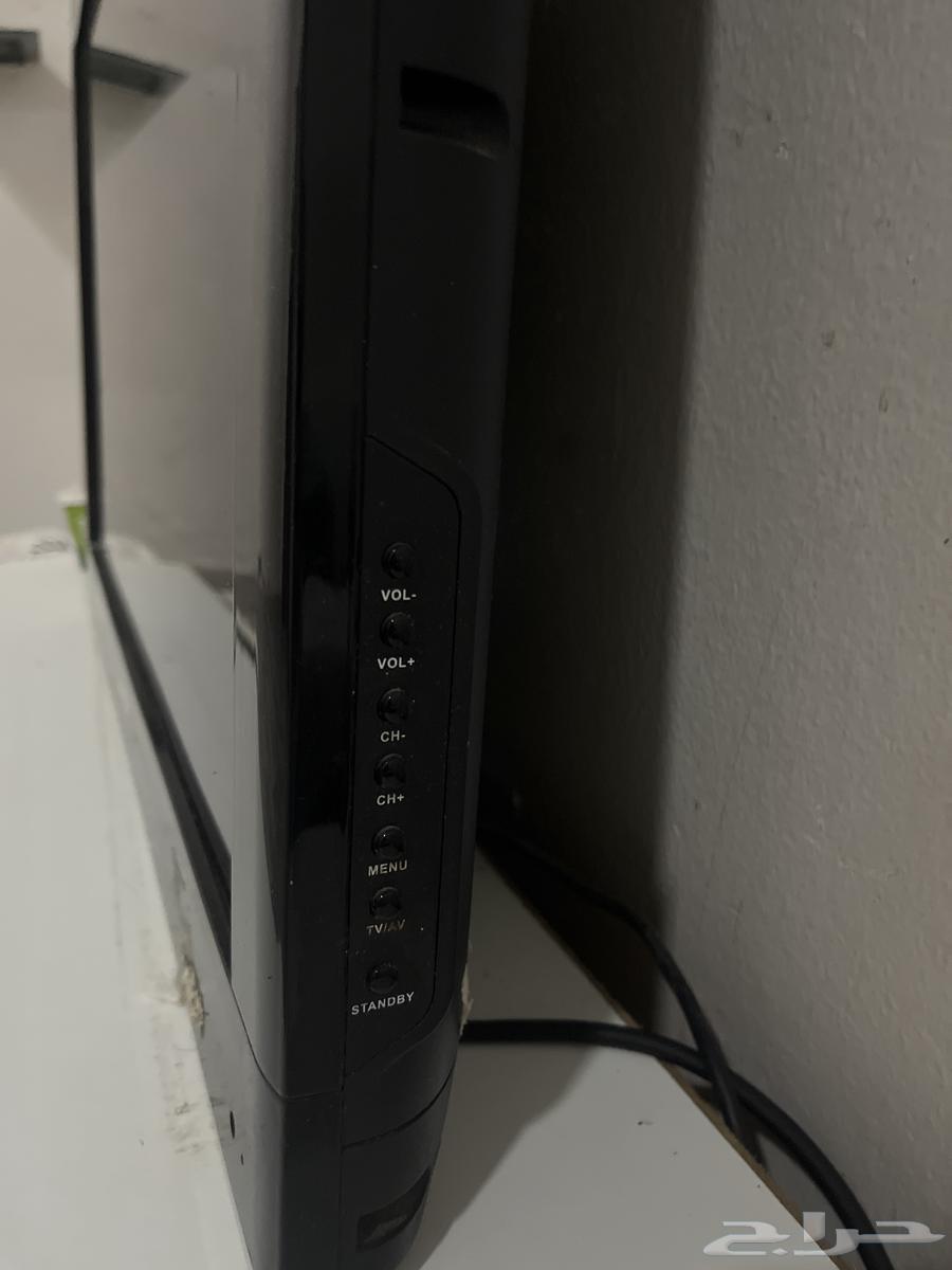 New TV screen with no cracks, even the sound works64390471920771112