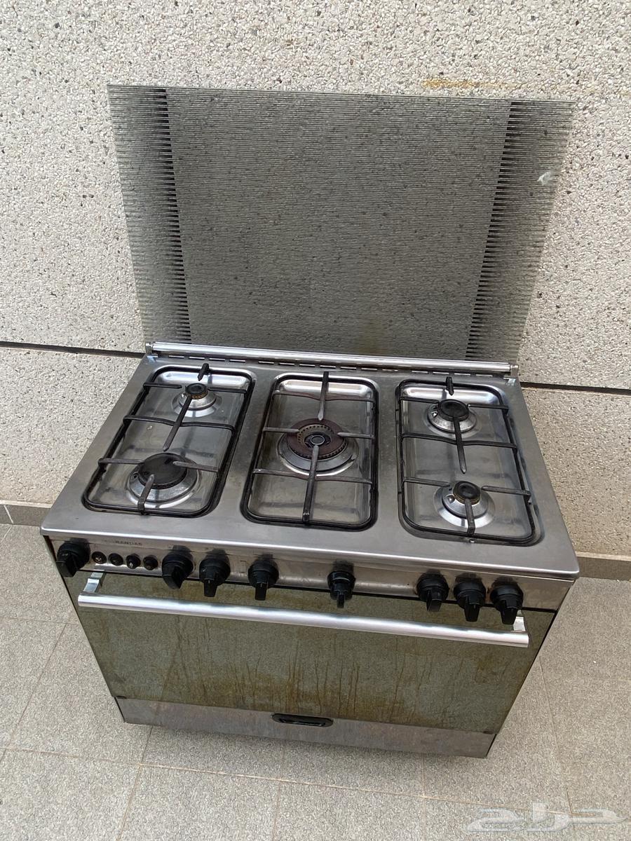 فرن غاز للبيع كل شي شغال64387188151683110