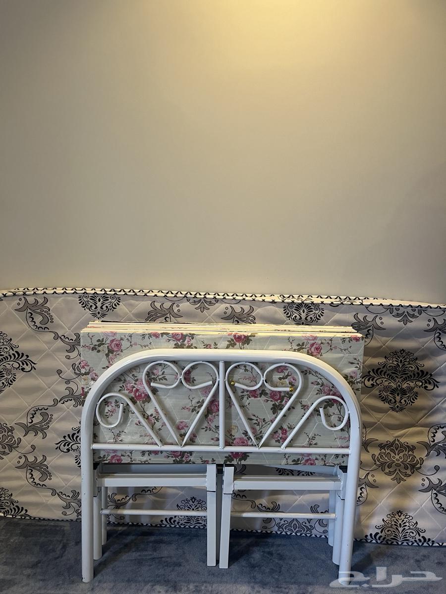 سرير نفر ومرتبة64386877912323110