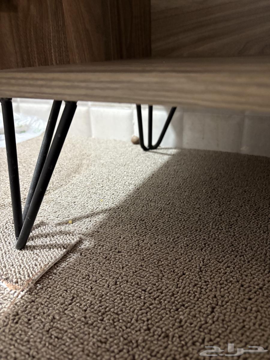 ركن قهوة تفصيل خشب اصلي نظيف جدا64385327981443112