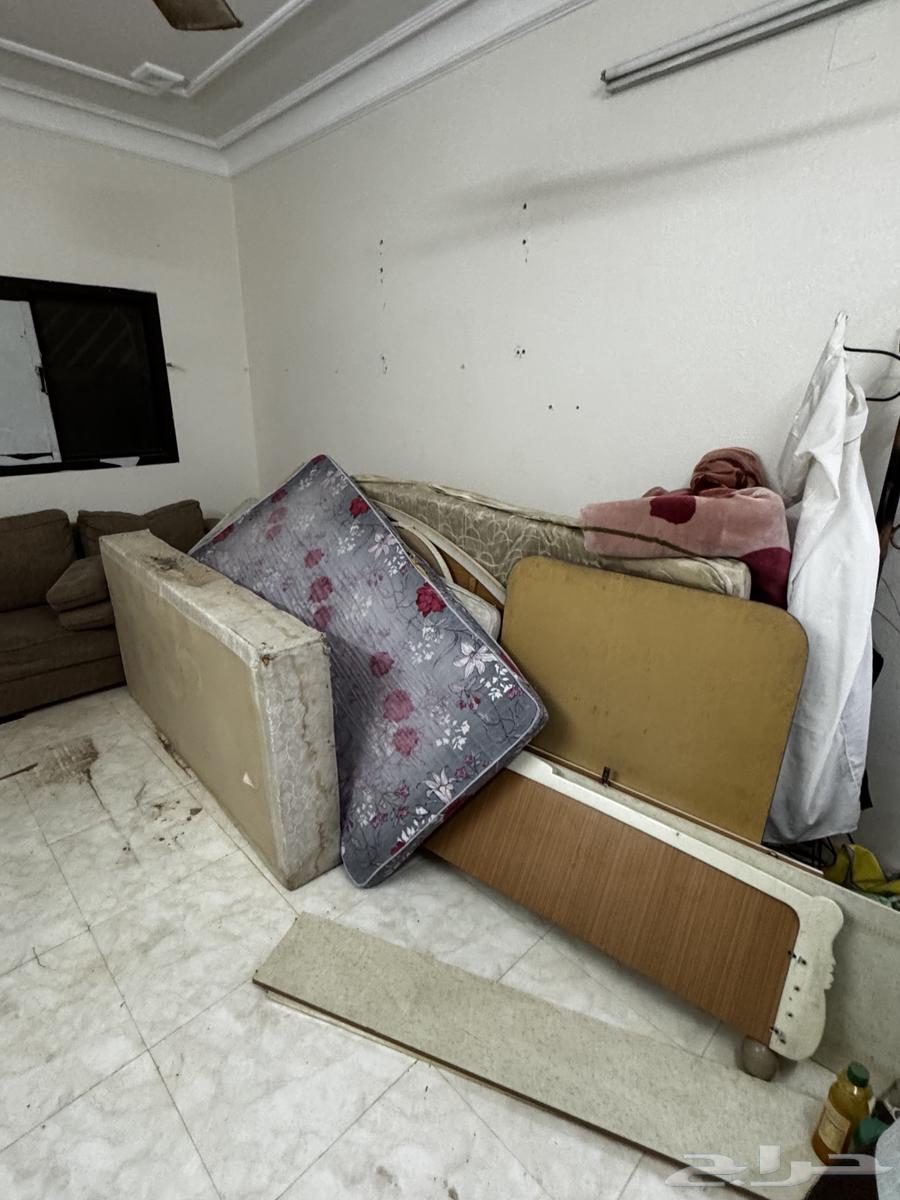 اثاث مستعمل للبيع سرير   أنتريه 5 قطع64389626462083110