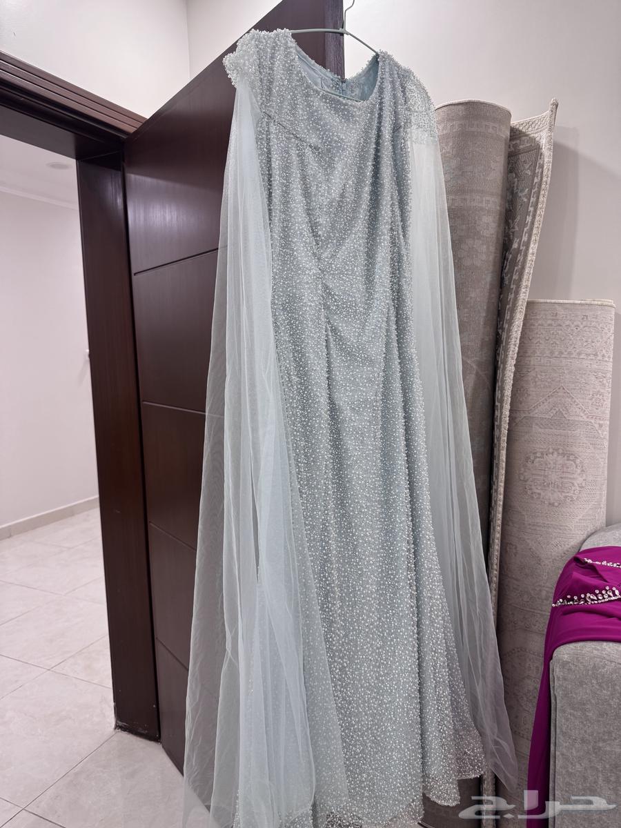 فساتين للبيع64392250955523111