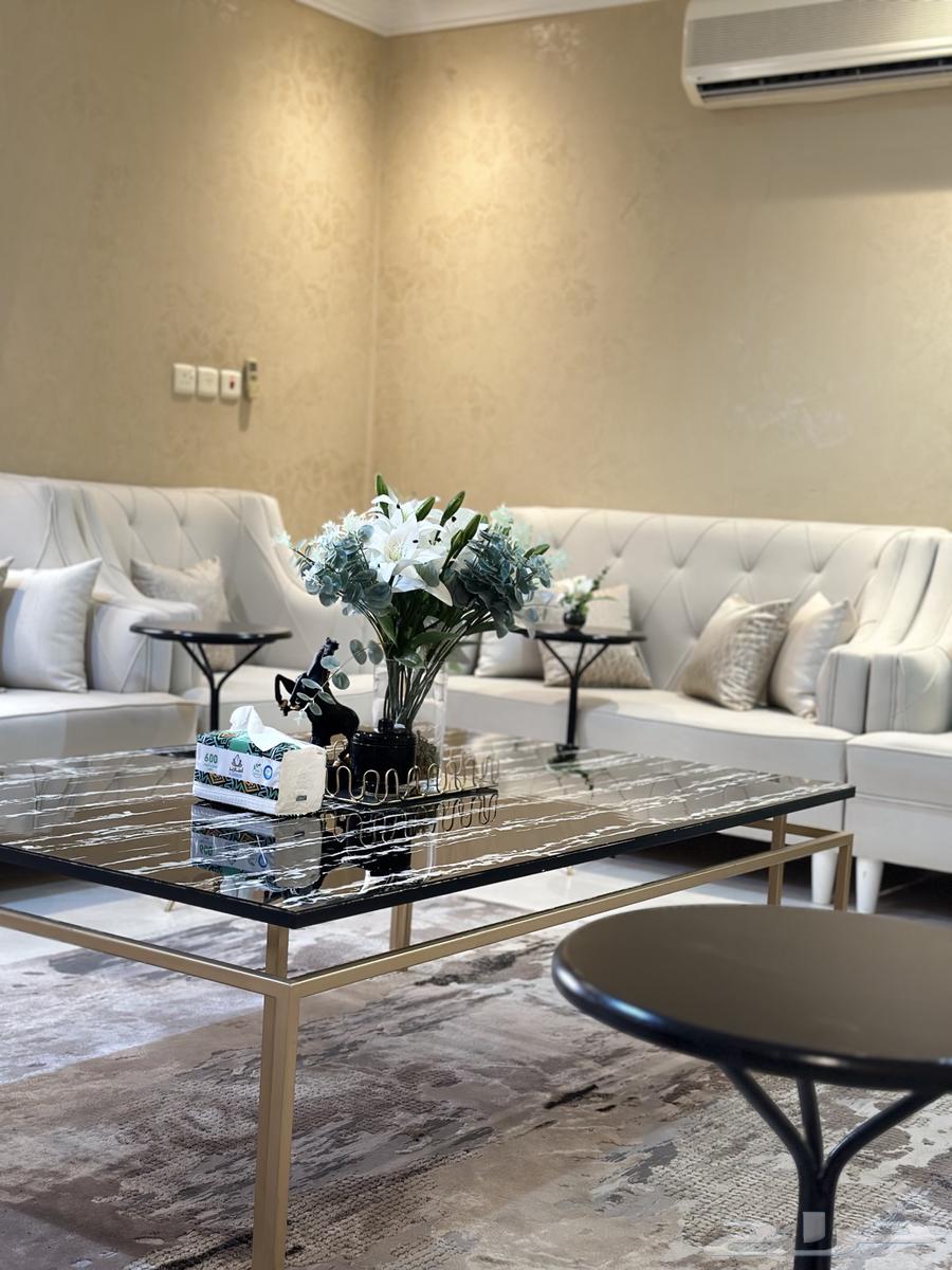 كنب وطاولة ضيافة64383746644227112