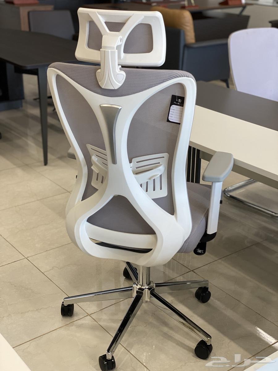 كرسي مكتبي مميز كراسي باسعار مناسبة64381823170561111