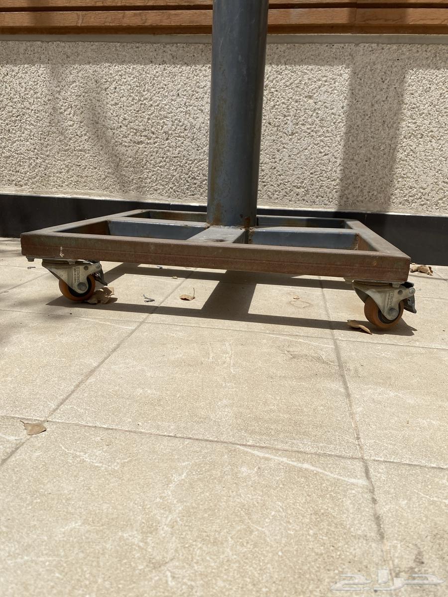 Mobile base for basketball hoops64382432578178112