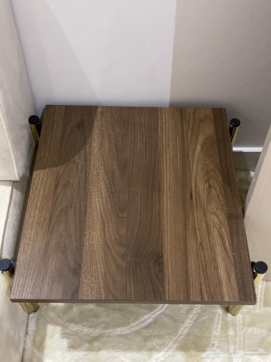 Service tables64378411398657110