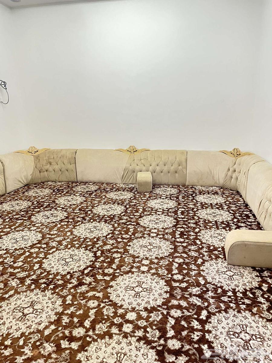 مساند وفرشه موكيت تركي للبيع المساحه اربعه في خمسه64377374767873112