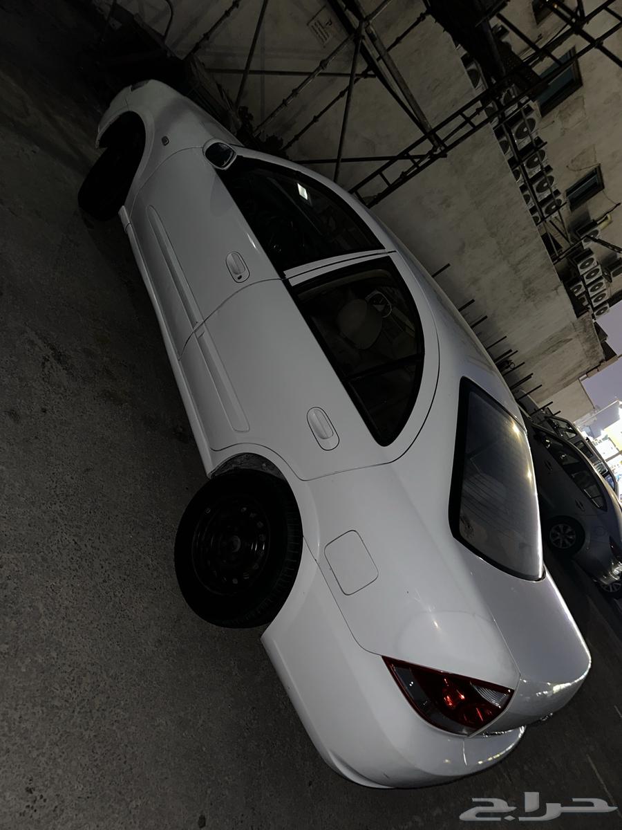 Nissan sunny 201163618063124609112