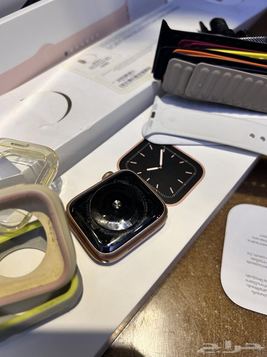 ساعة ابل اصدار الخامس مقاس 4464387732271873114