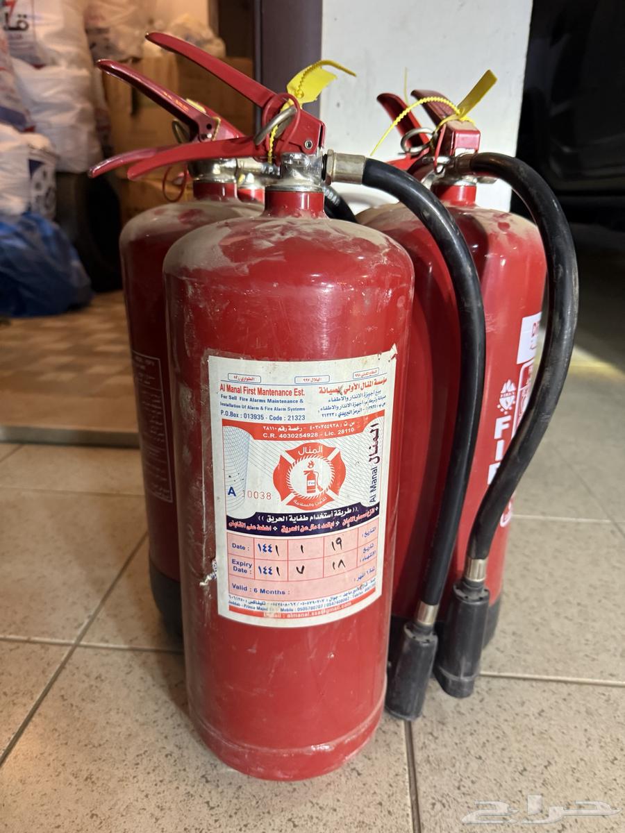طفايات حريق وزن 6 كيلو عدد 5حبات منتهية الصلاحية تحتاج تعبأة64391215779715113