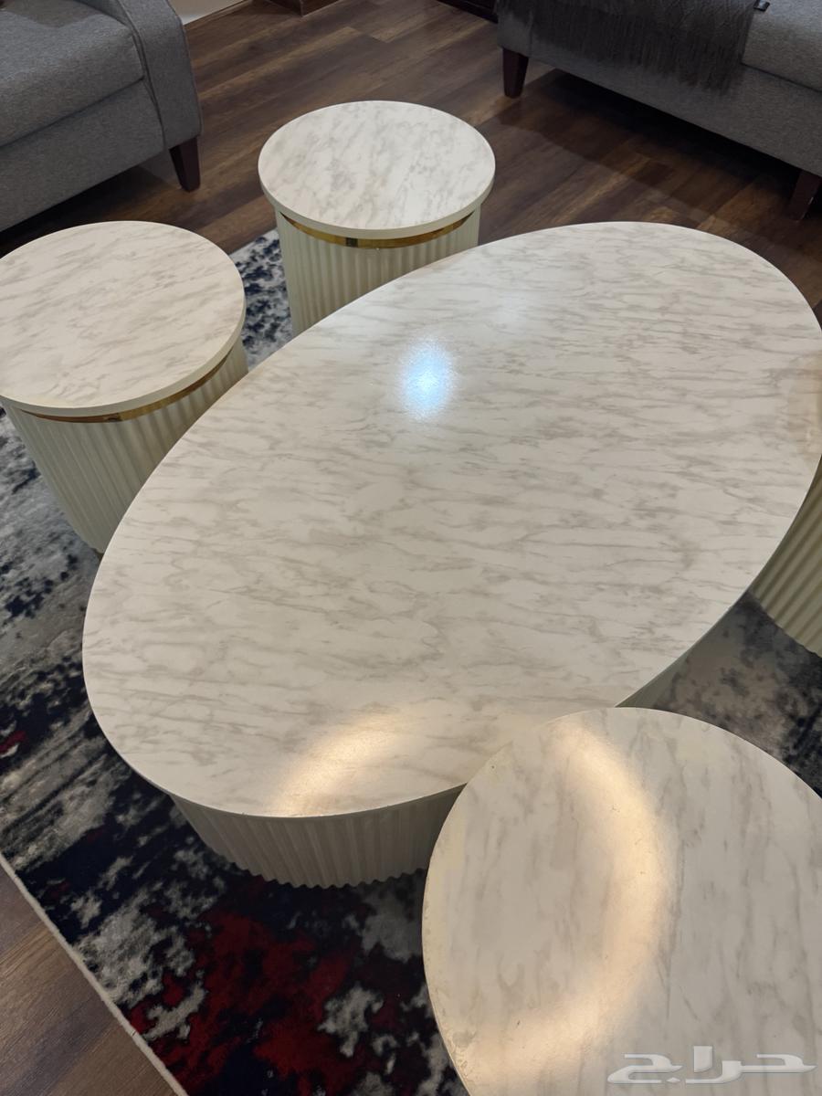 طقم طاولات كبيره مع 5خدمه64388784692737110