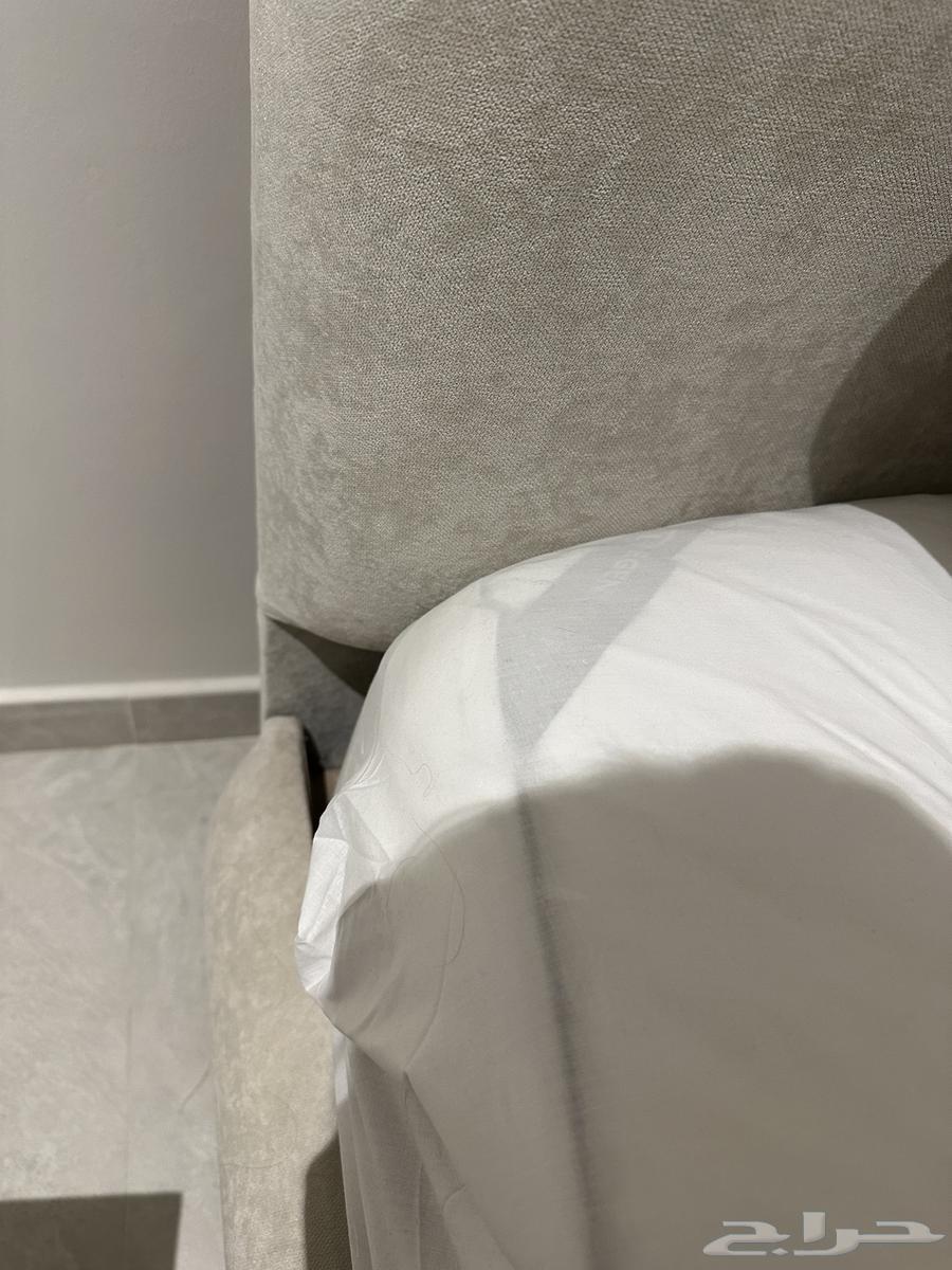 سرير كنق مودرن شبه جديد64383011507713114