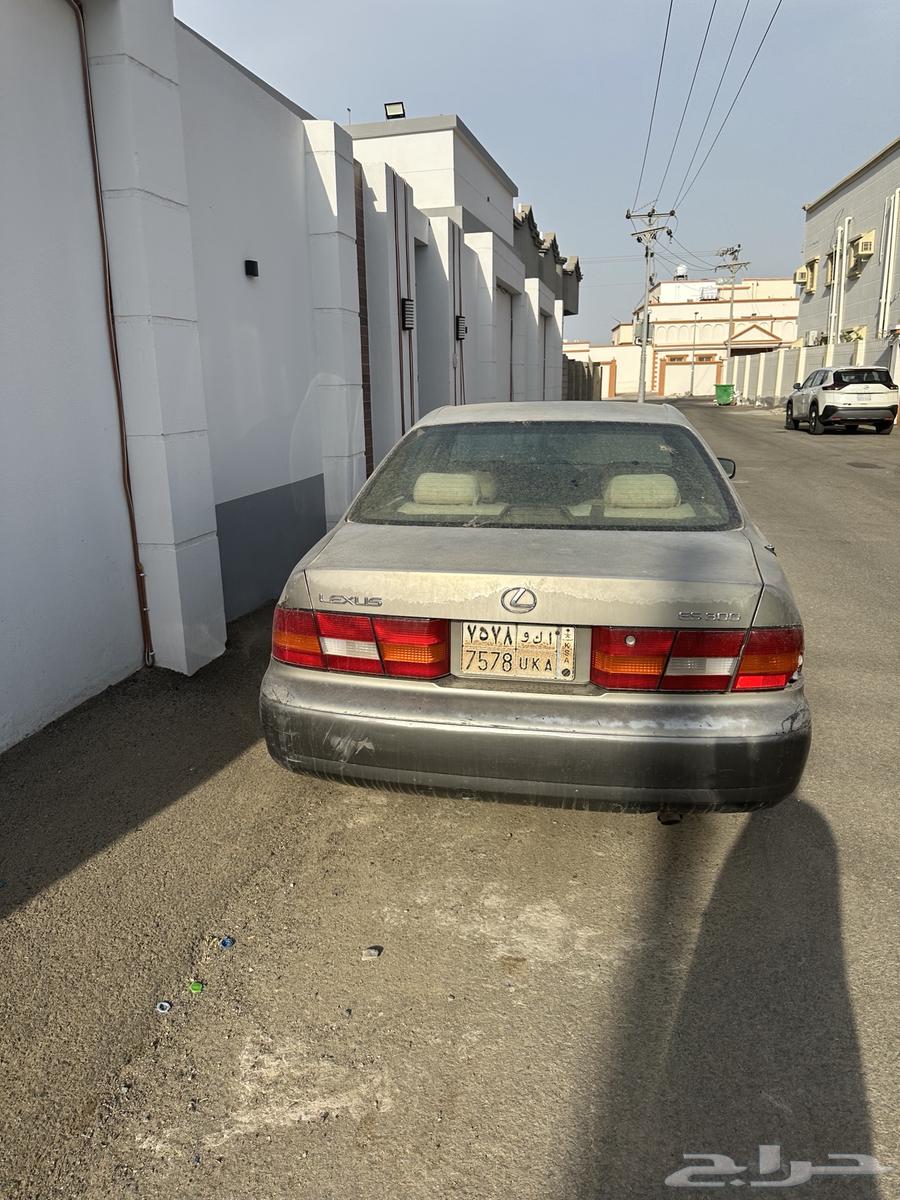 سياره لكزس للبيع عرض خاص ب 4500  والبيع مستعجل64529391190145112