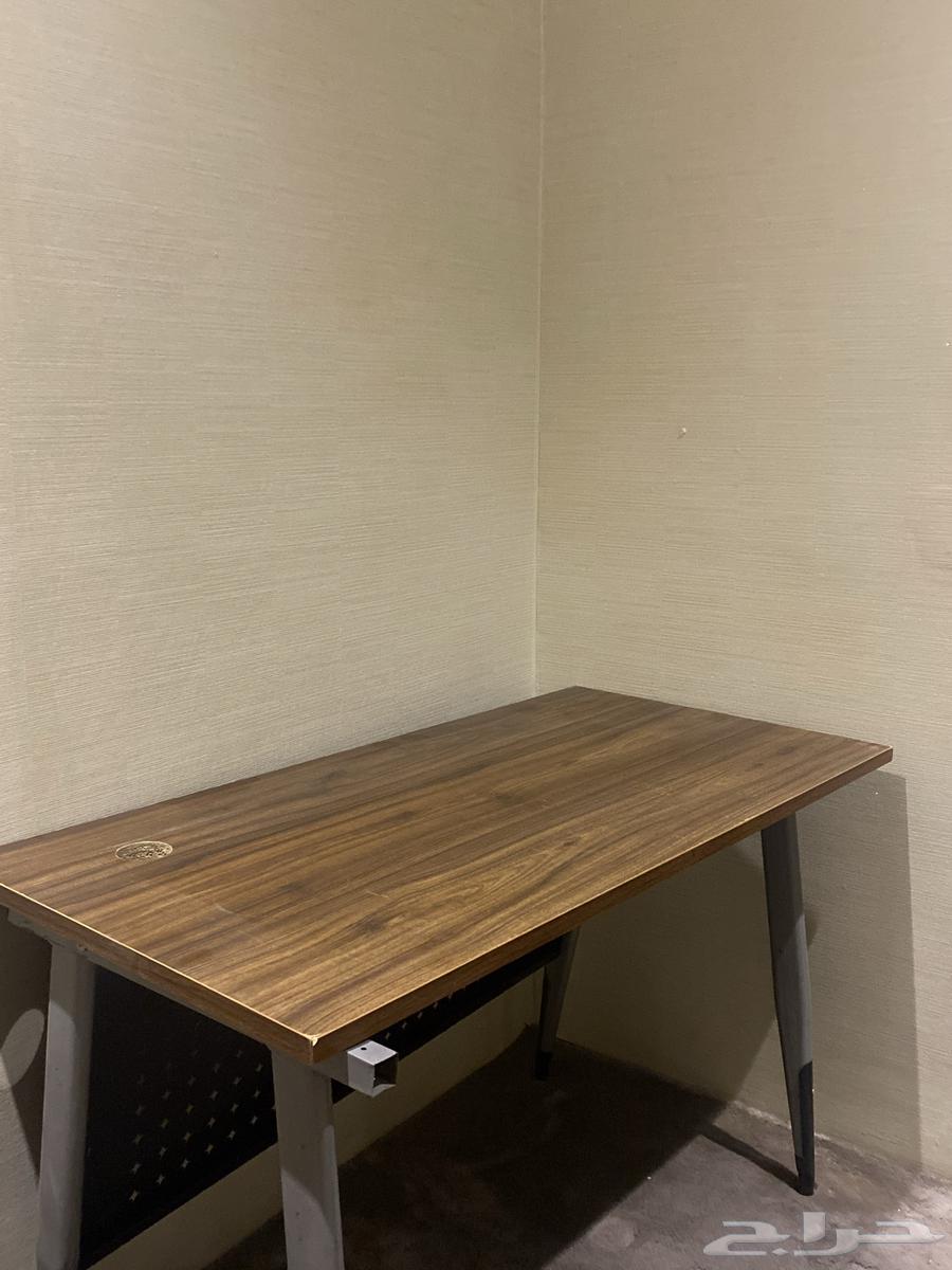 طاولة مكتبية او سوني سهلة التنقل64388079054978111
