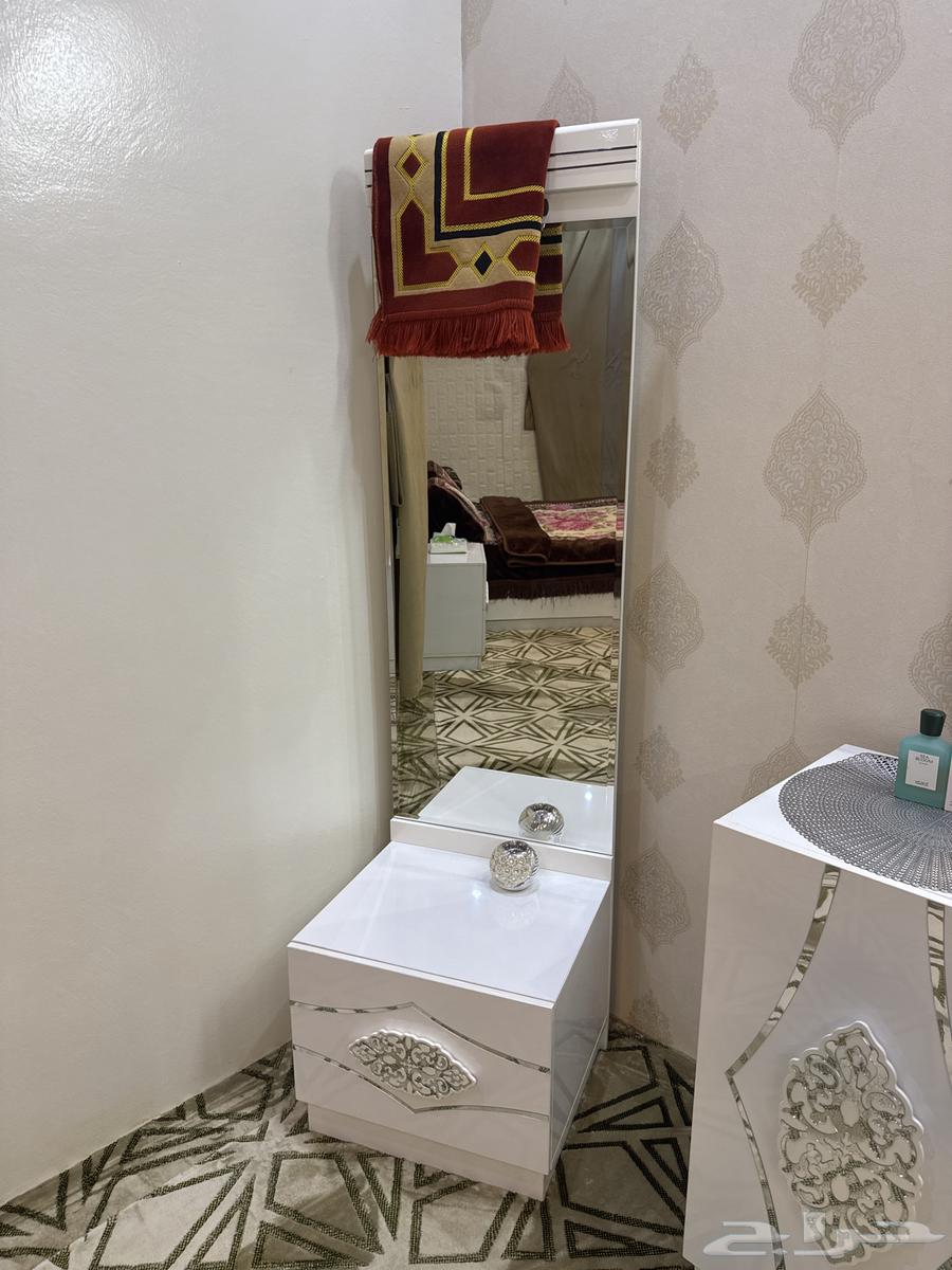 For sale bedroom set, mattress and two side tables, all almost new64388329921667113