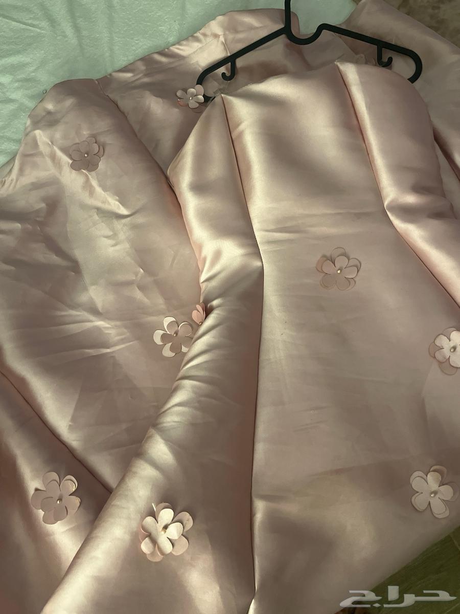 فساتين للبيع64391673668995112