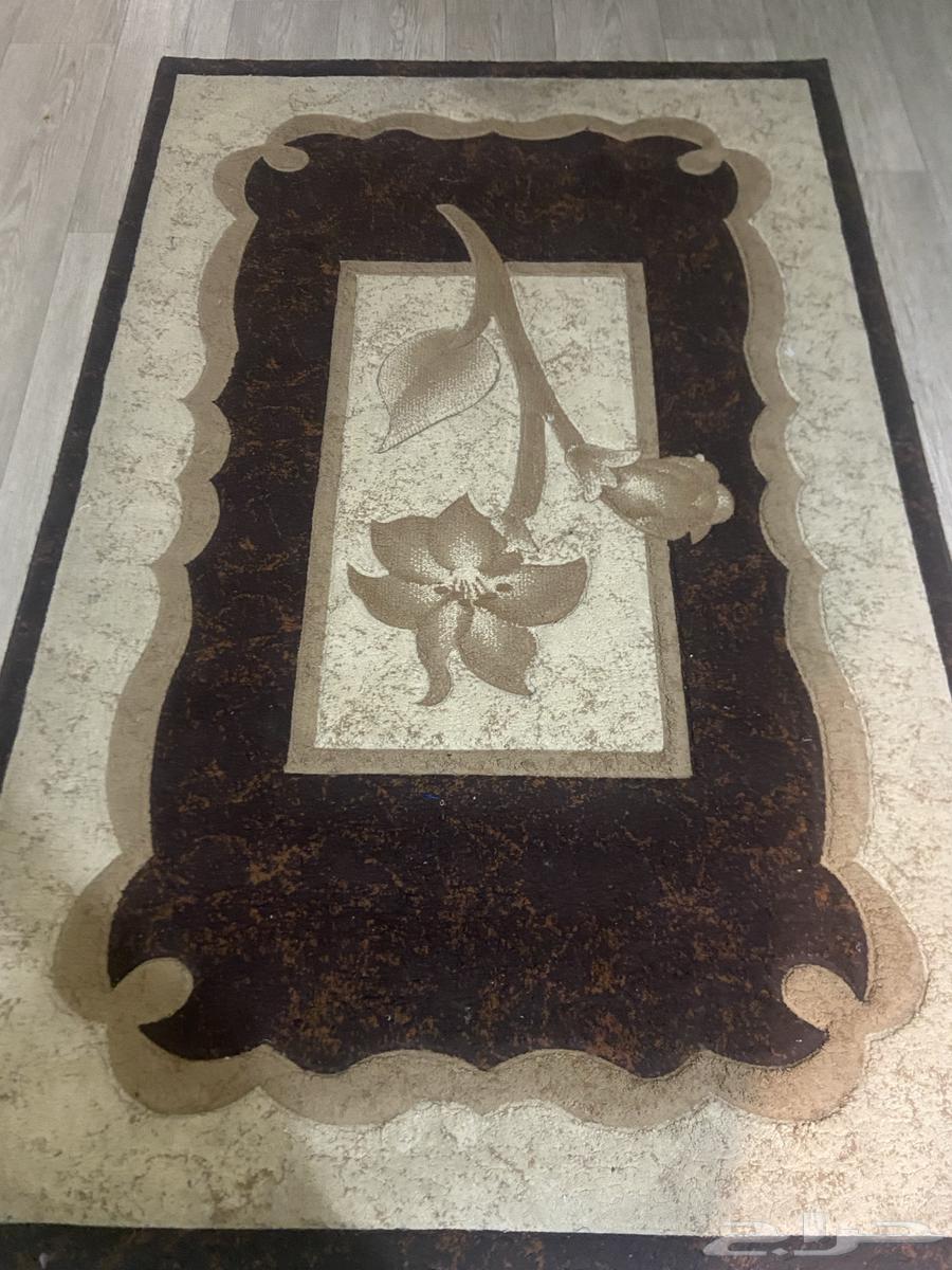 Two clean used carpets64378556587649110