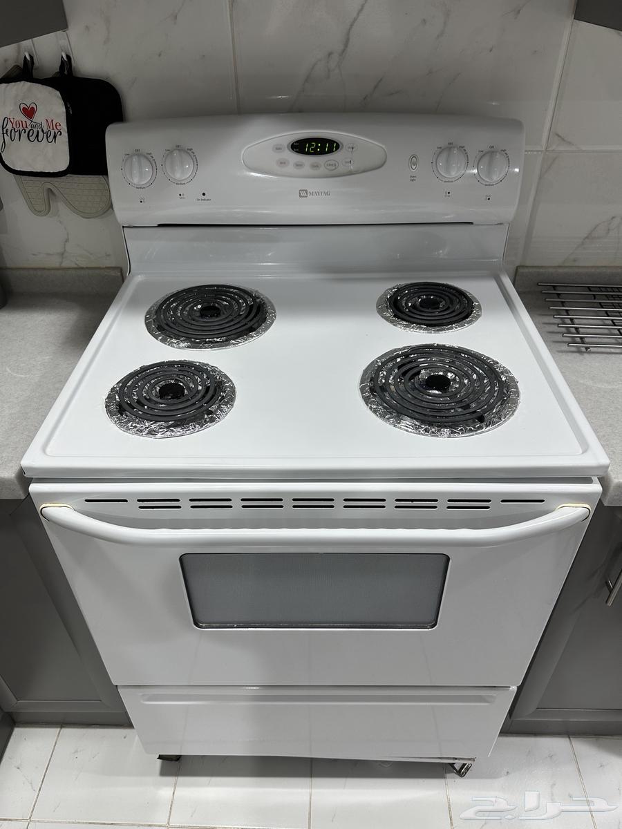 فرن كهربائي أمريكي بحالة ممتازة للبيع بالدمام64388949662081111