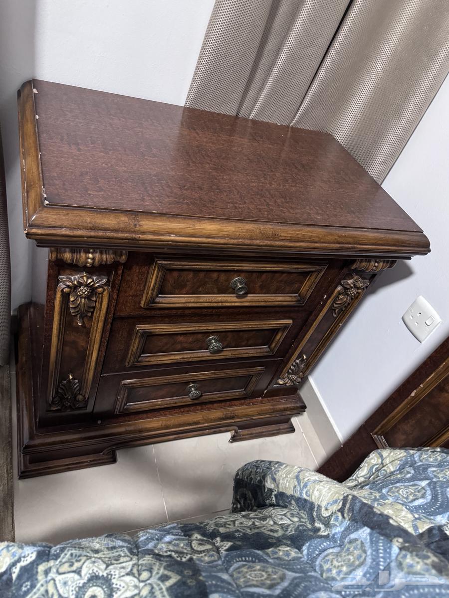 غرفه نوم ملكي كامله جيه جدا بحاله ممتازه64384106219777111