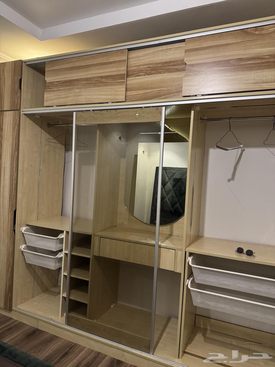 دولاب64381040977281112