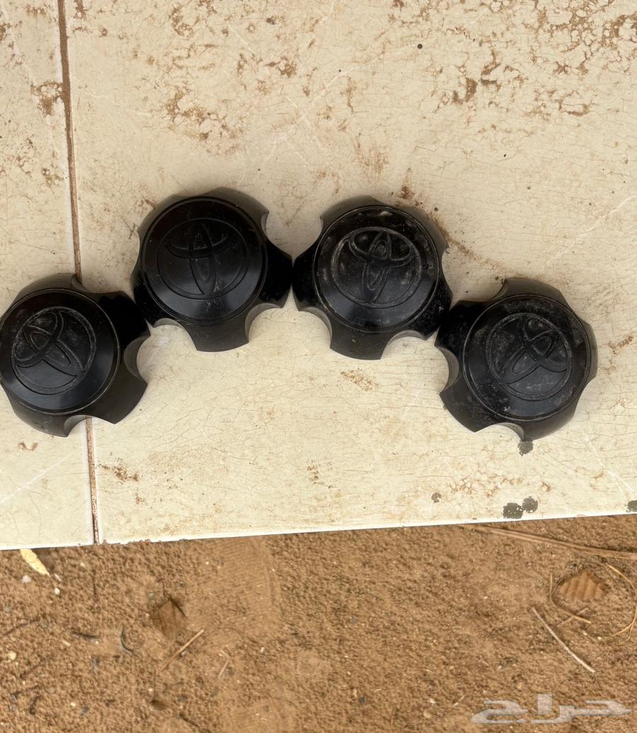 Toyota Hilux 2015 image and elbows below64534227654019113