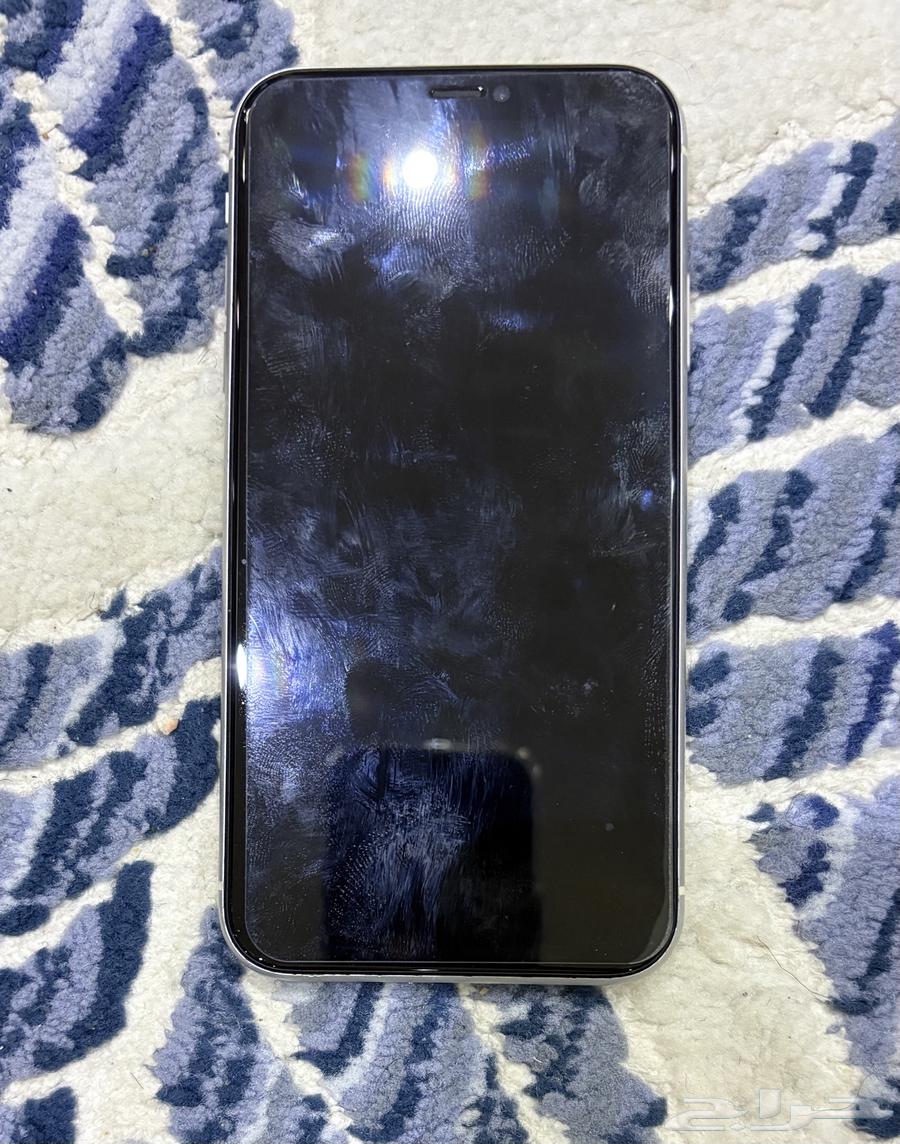 iPhone 11 in good condition64379805123458110