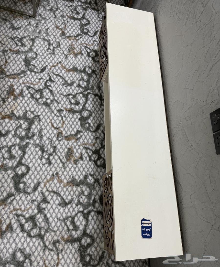 Wooden table 140cm long, 40cm high, 30cm wide, intact64381026576387111