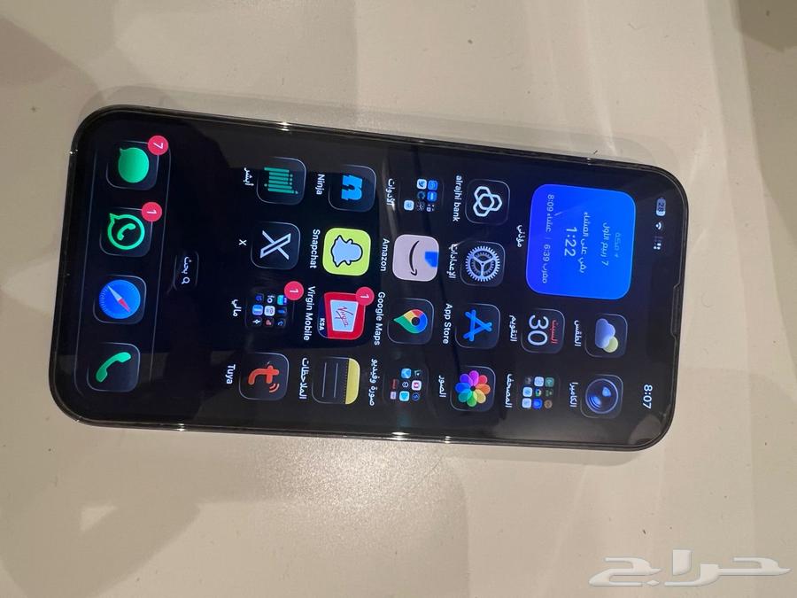 iPhone 13 Pro 256GB, very clean, no scratches and never used64389530036226111